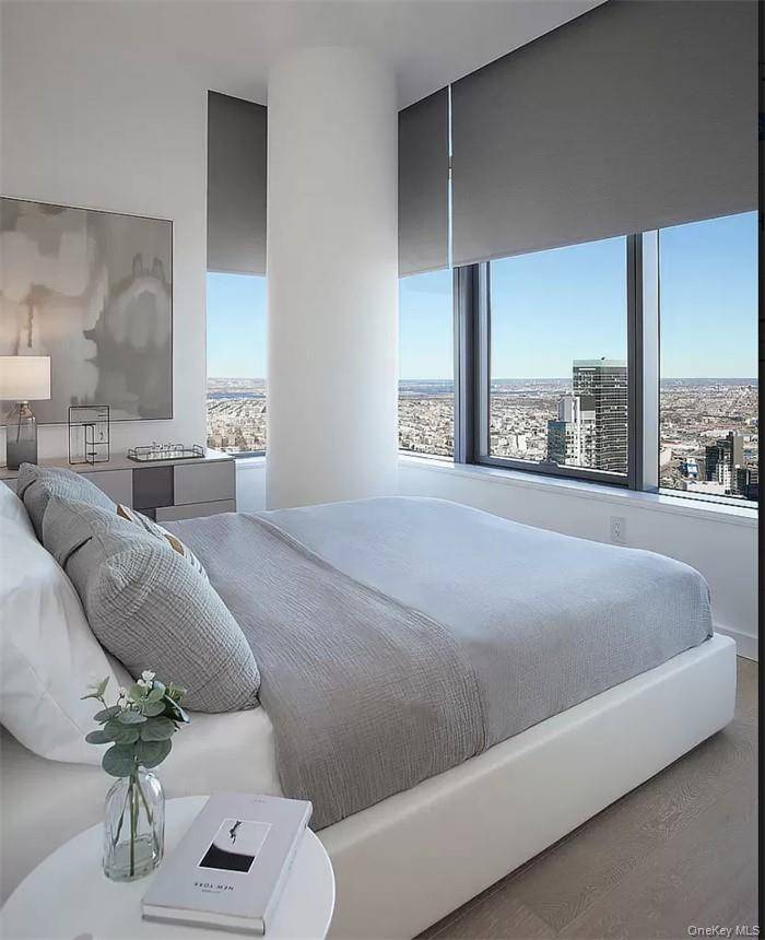 3 Court Square #6104, Long Island City, NY 11101
