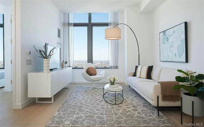 3 Court Square #6104, Long Island City, NY 11101