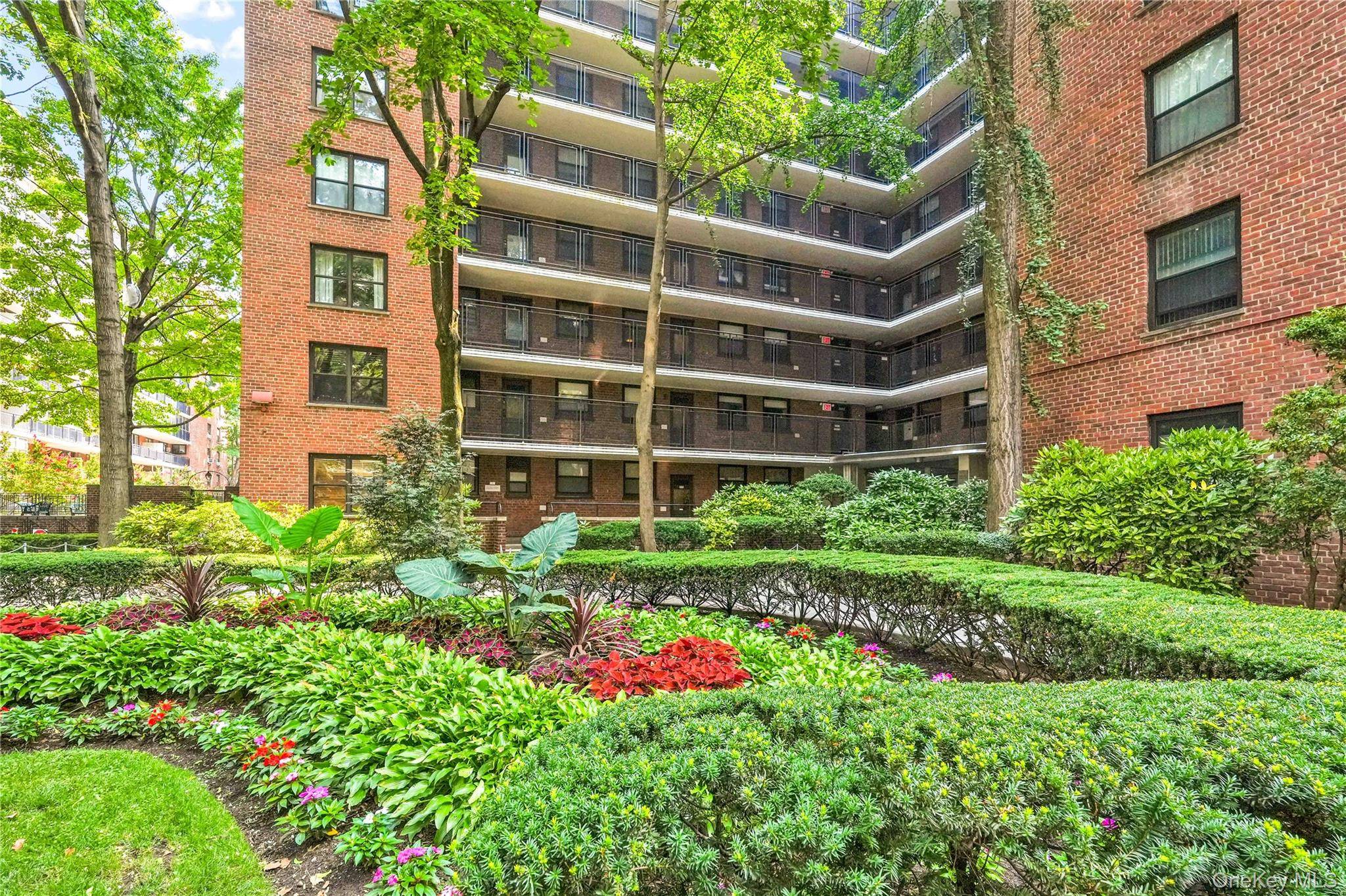 35-51 85th ST #5N, Jackson Heights, NY 11372