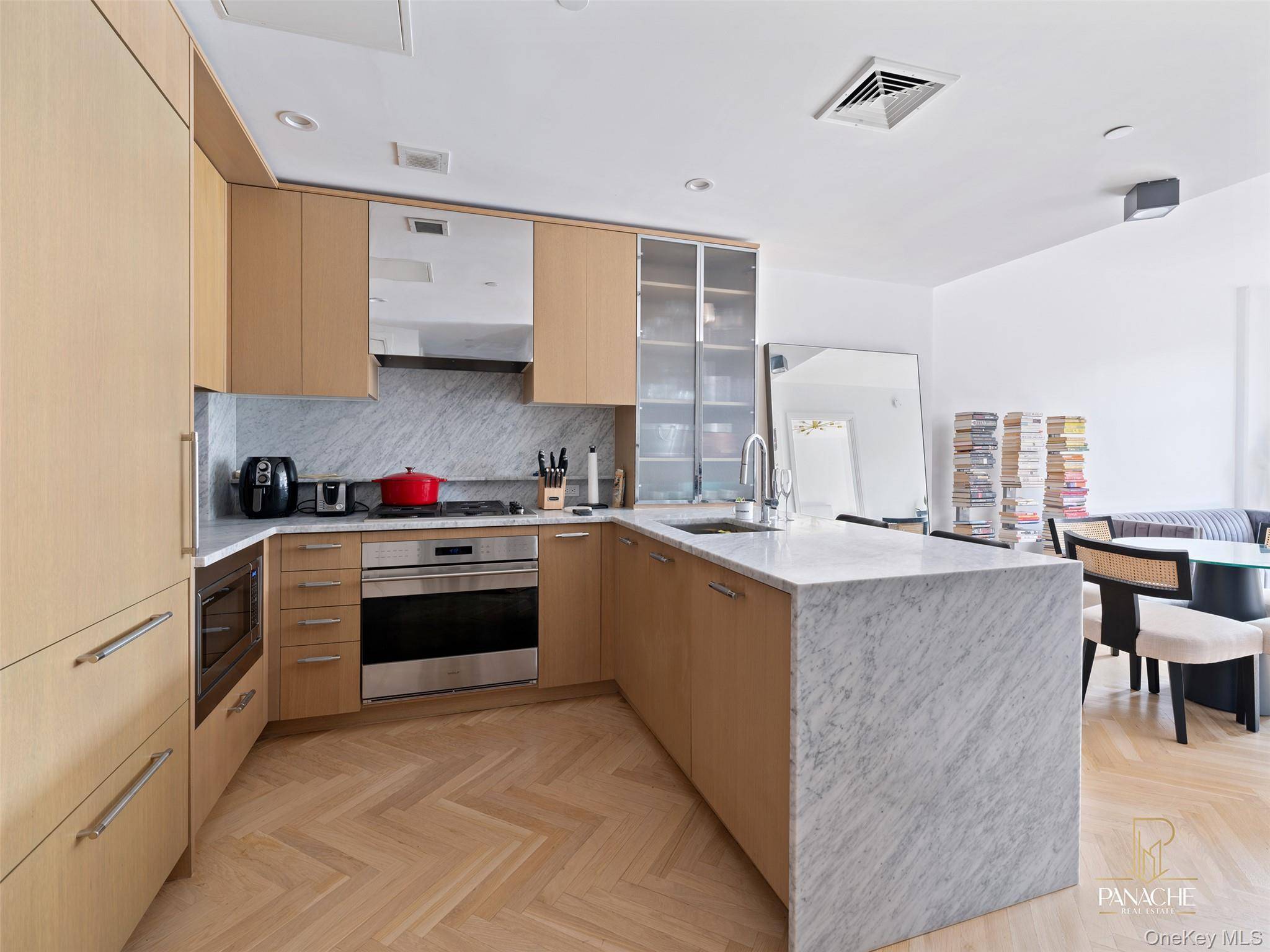 300 W 122nd ST #6N, New York (manhattan), NY 10027