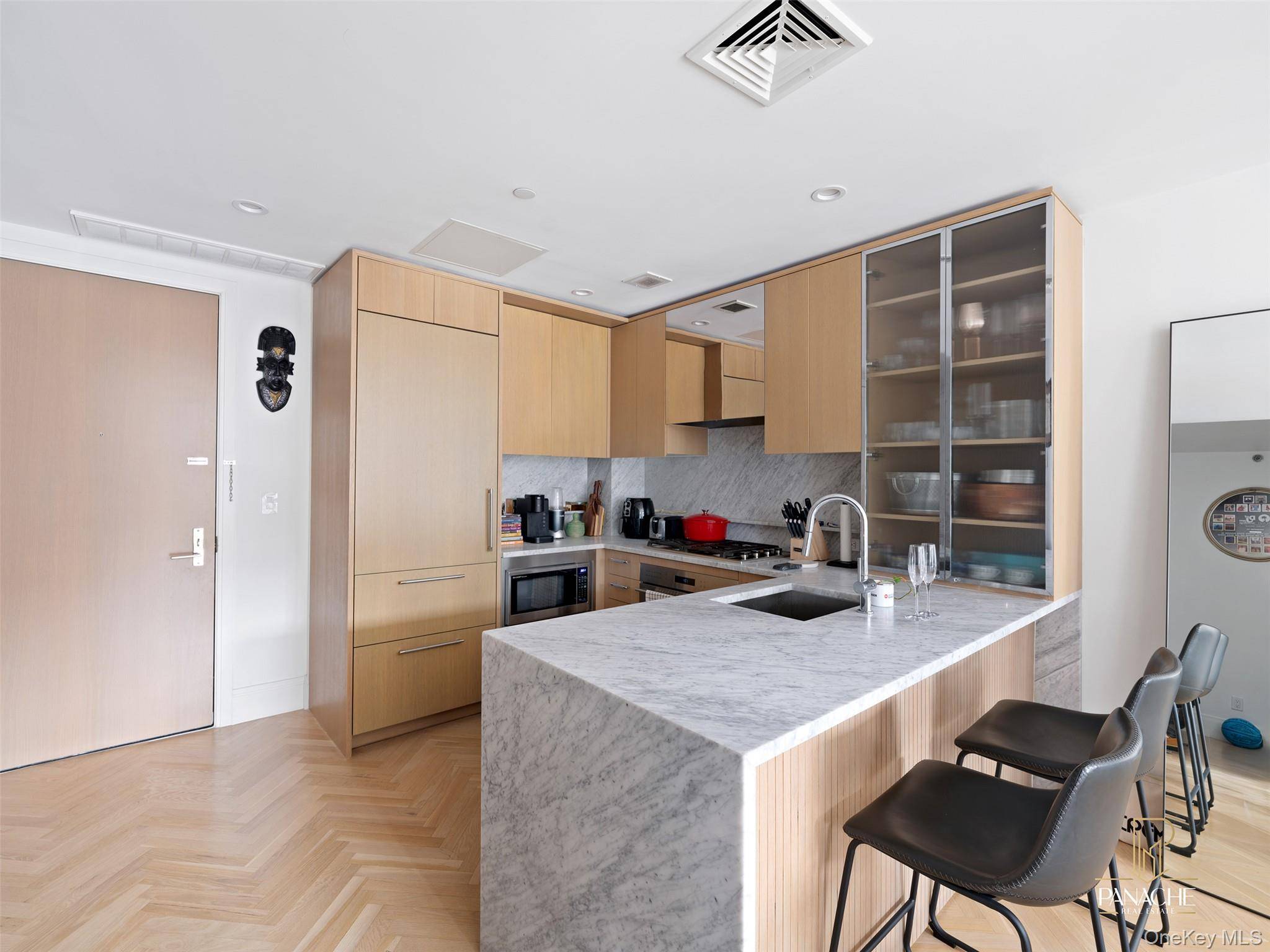 300 W 122nd ST #6N, New York (manhattan), NY 10027