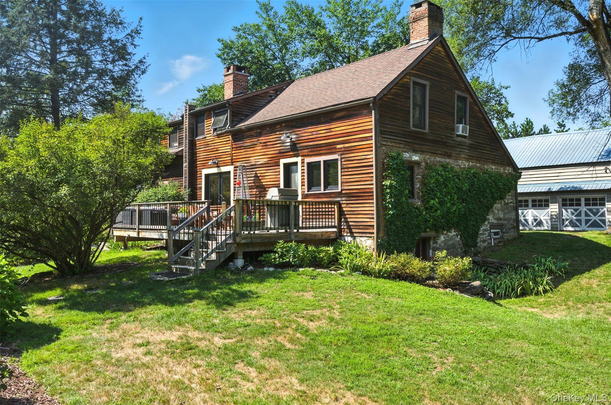 442 S Ohioville RD, New Paltz, NY 12561