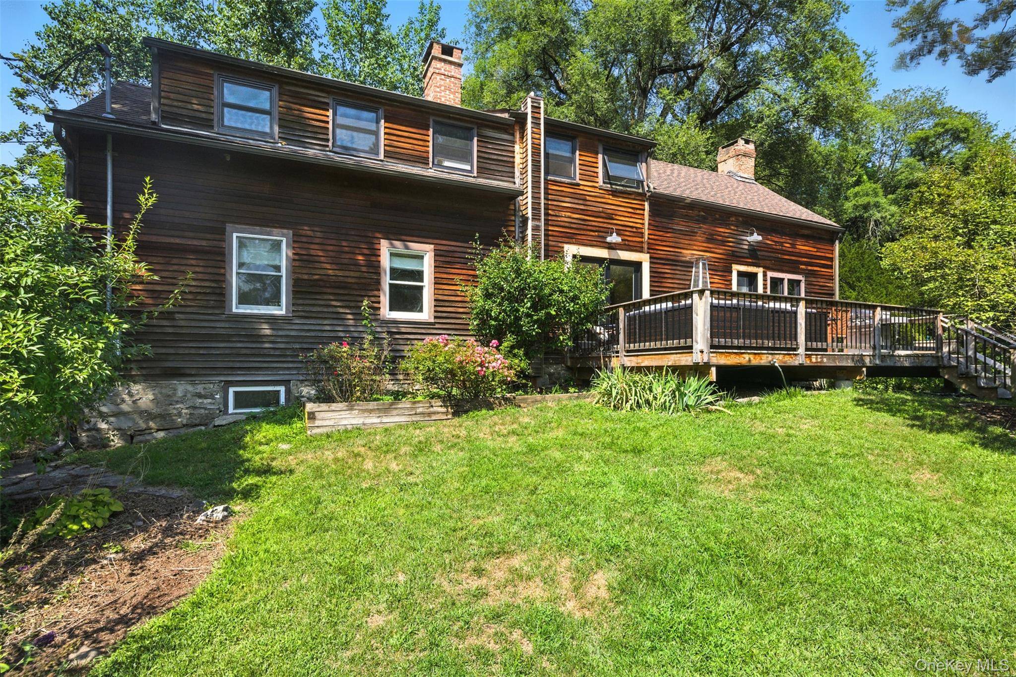 442 S Ohioville RD, New Paltz, NY 12561