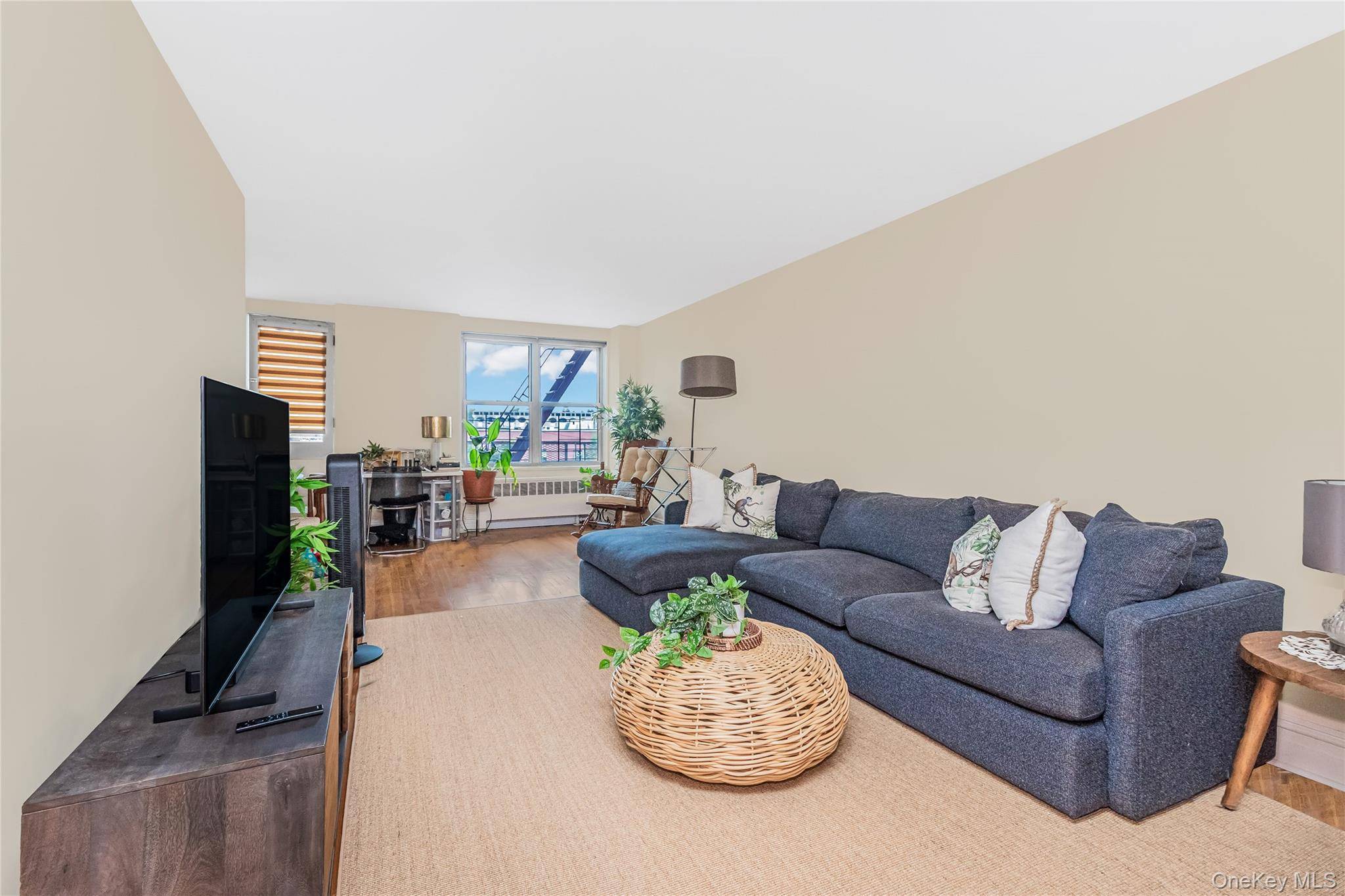 3201 Grand Concourse #2E, Bronx, NY 10468