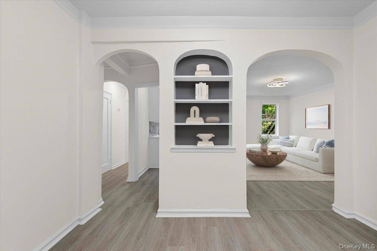 41-35 45th ST ##2B, Sunnyside, NY 11104