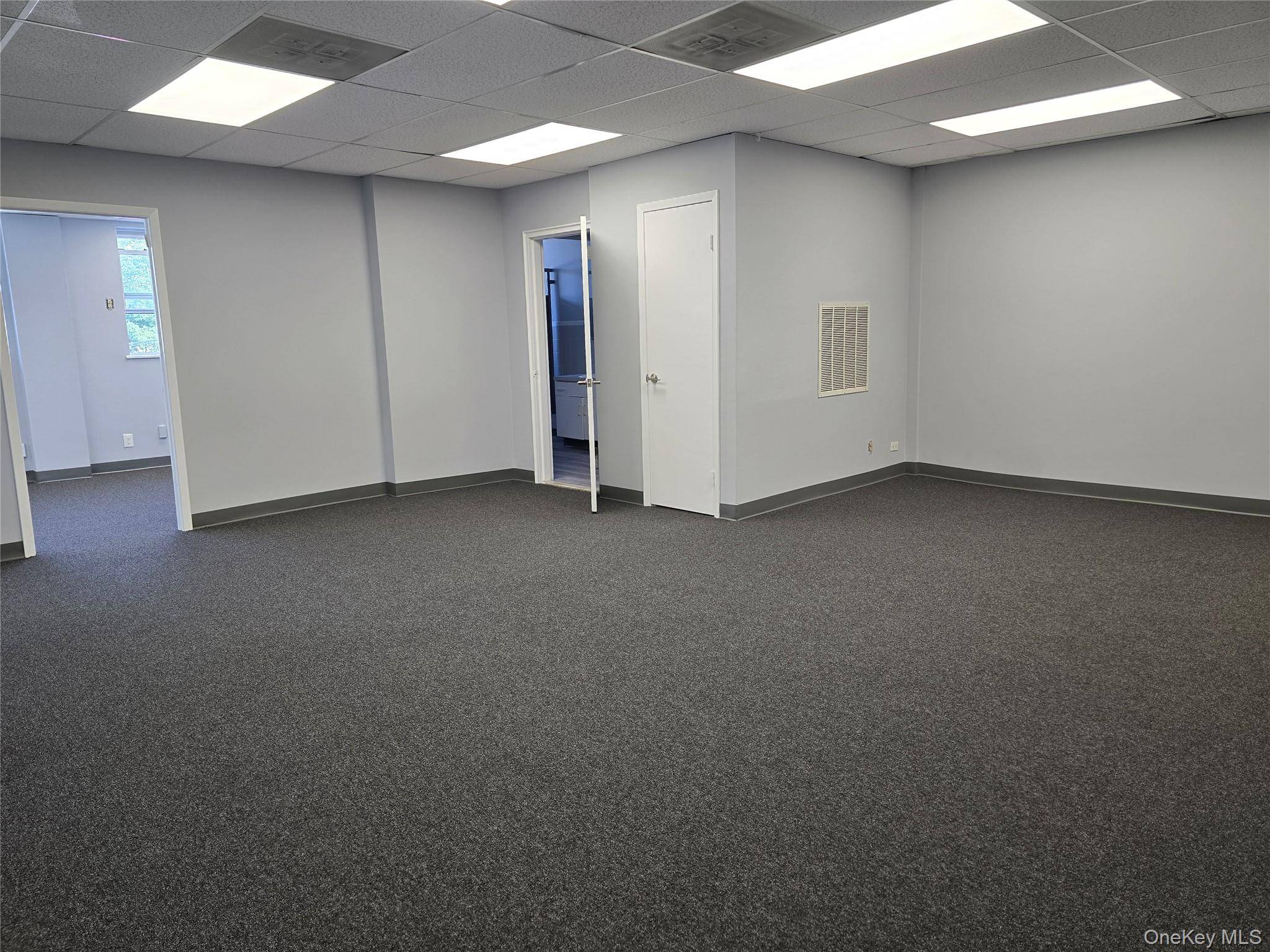 171 Deer Park AVE #3, Babylon, NY 11702