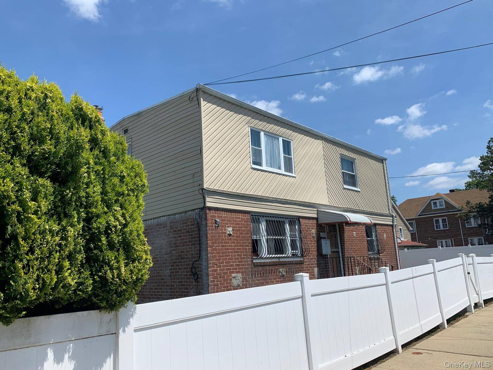 217-05 104th AVE, Queens Village, NY 11429