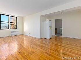 132-25 Pople Ave, Flushing, NY 11355