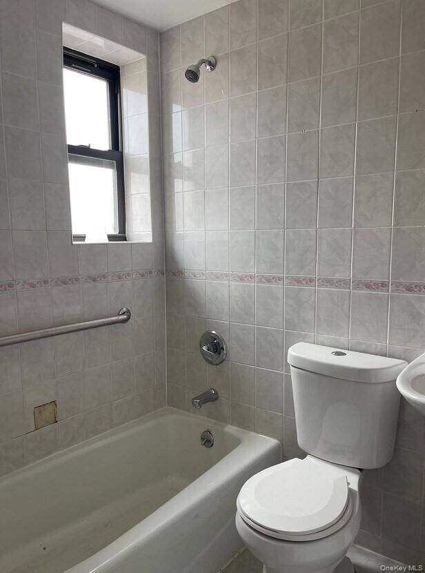 132-25 Pople Ave, Flushing, NY 11355
