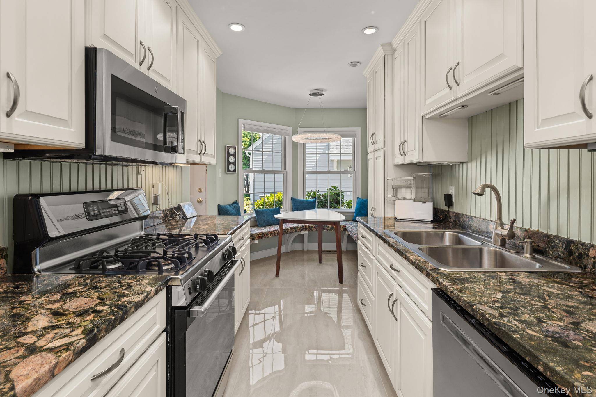 193 Hamilton AVE #20, Greenwich, CT 06830