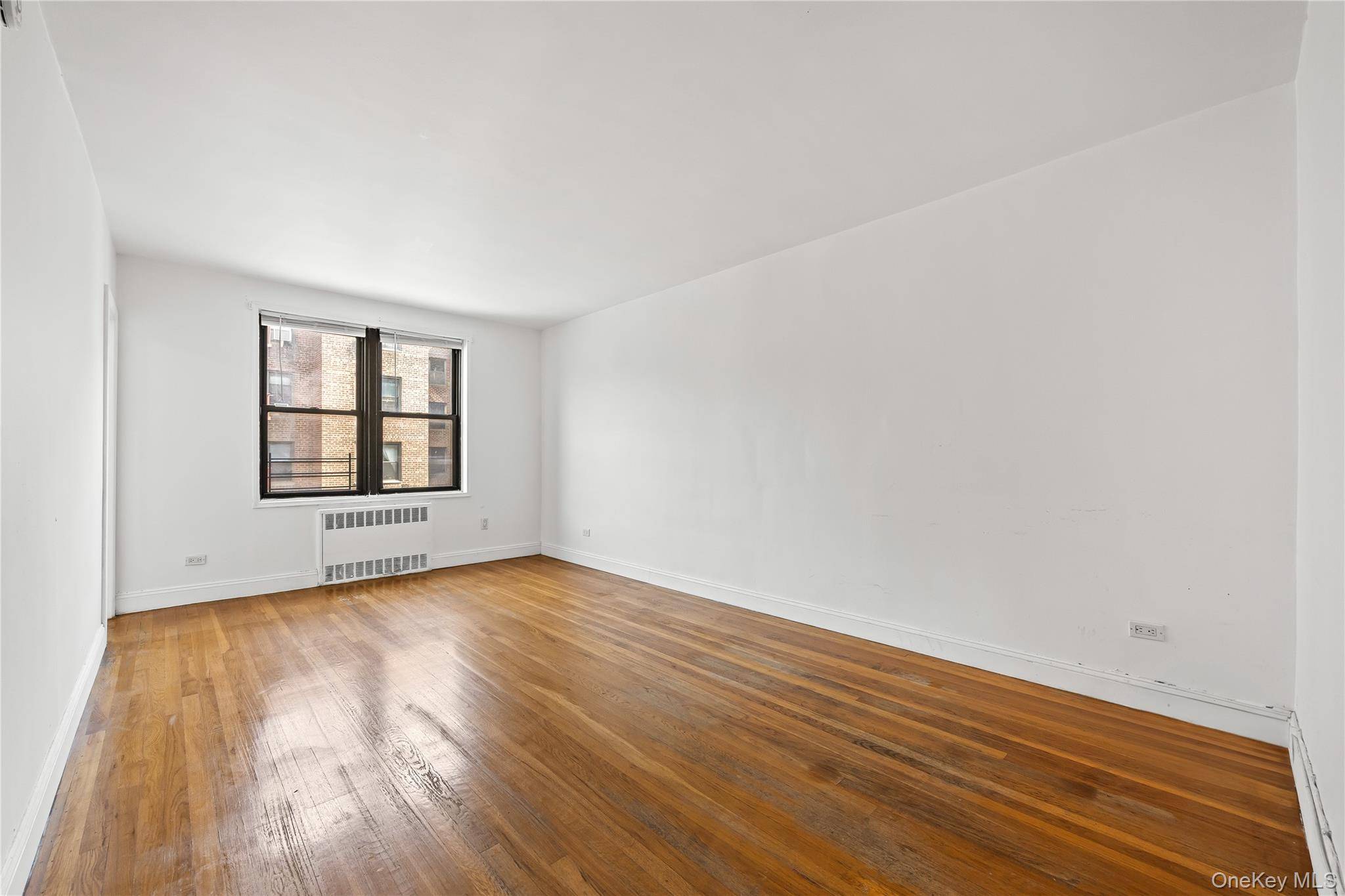 15020 71st AVE #4K, Flushing, NY 11367