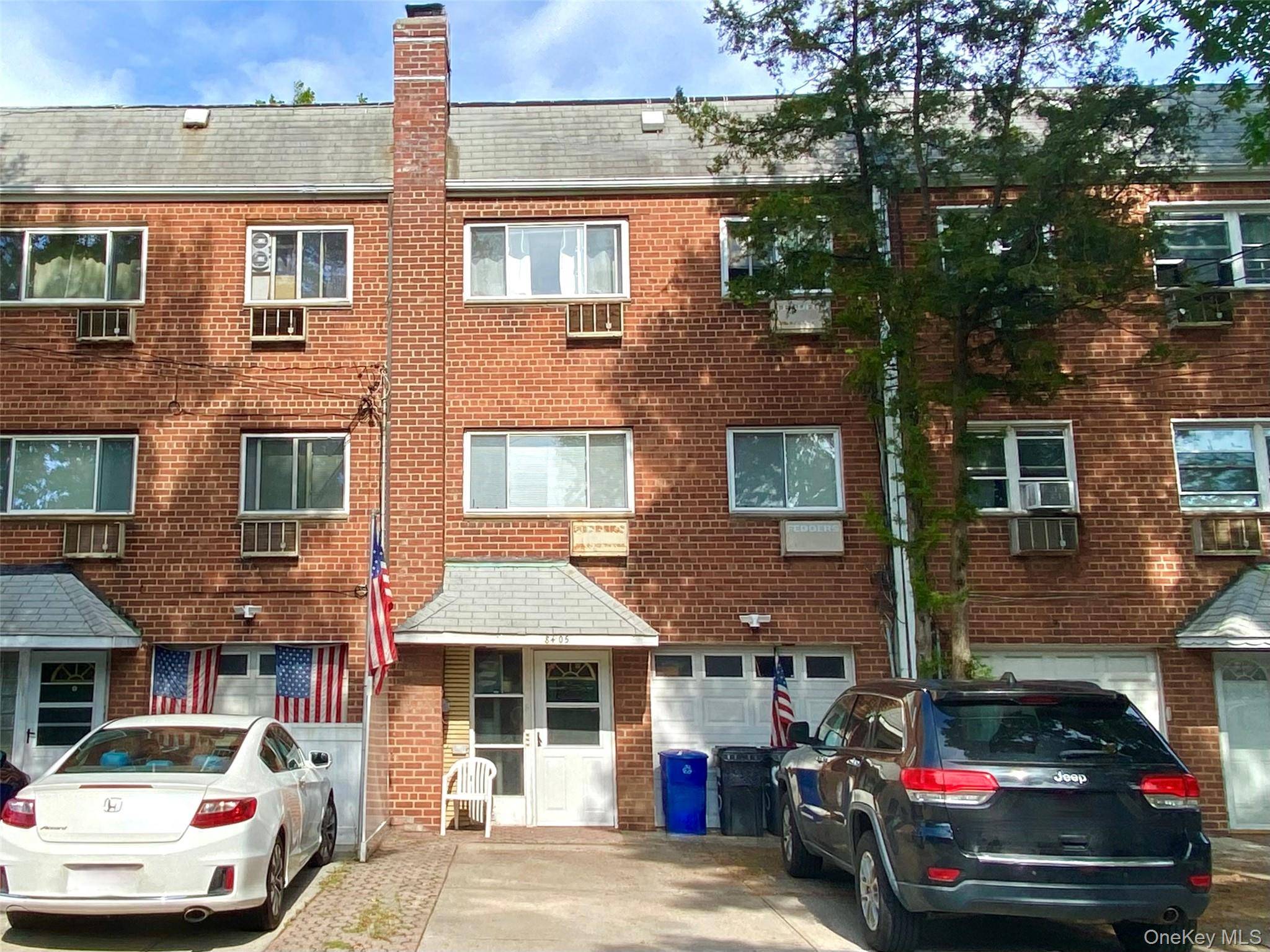 84-05 266th ST, Floral Park, NY 11001