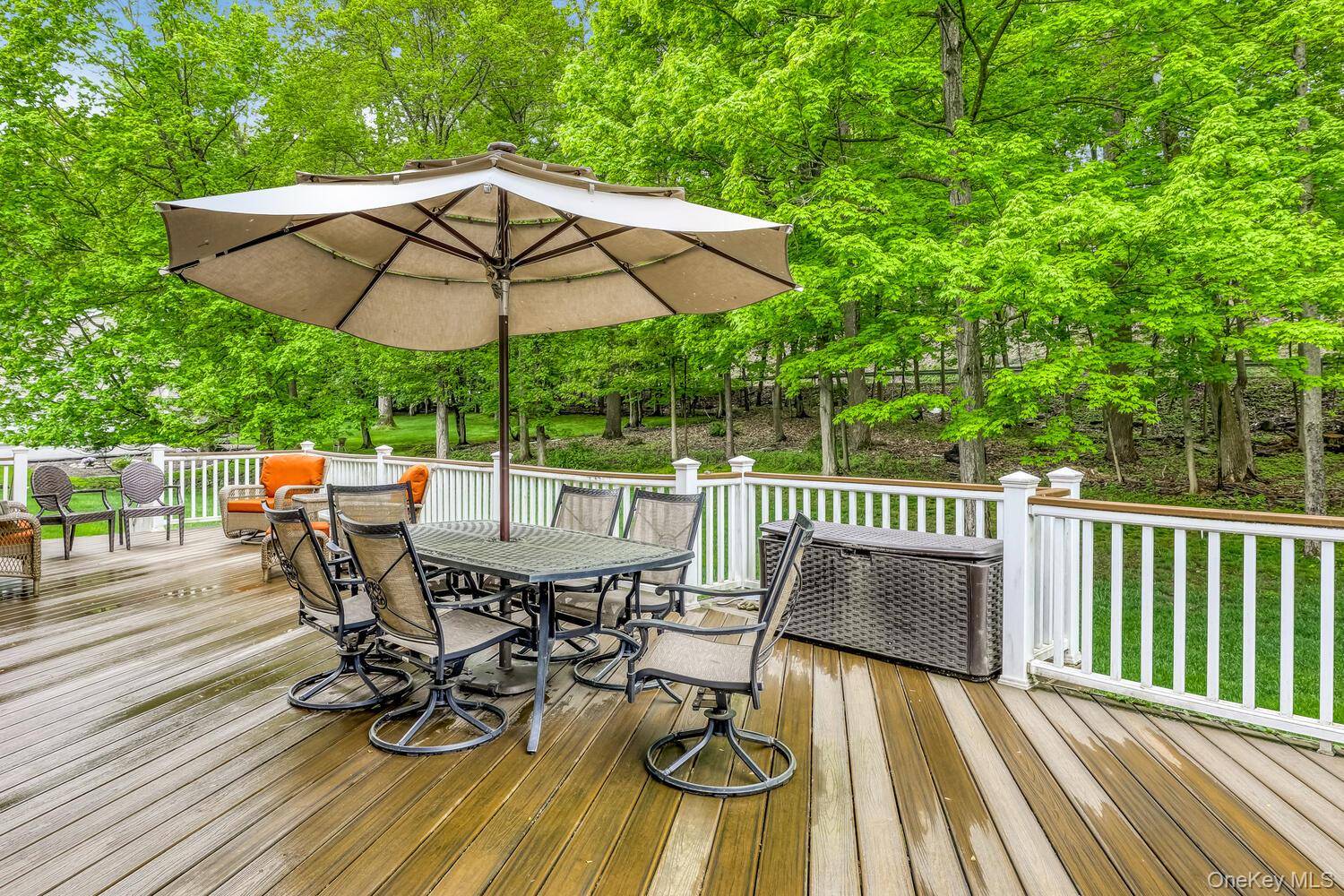 1 Litman LN, Suffern, NY 10901