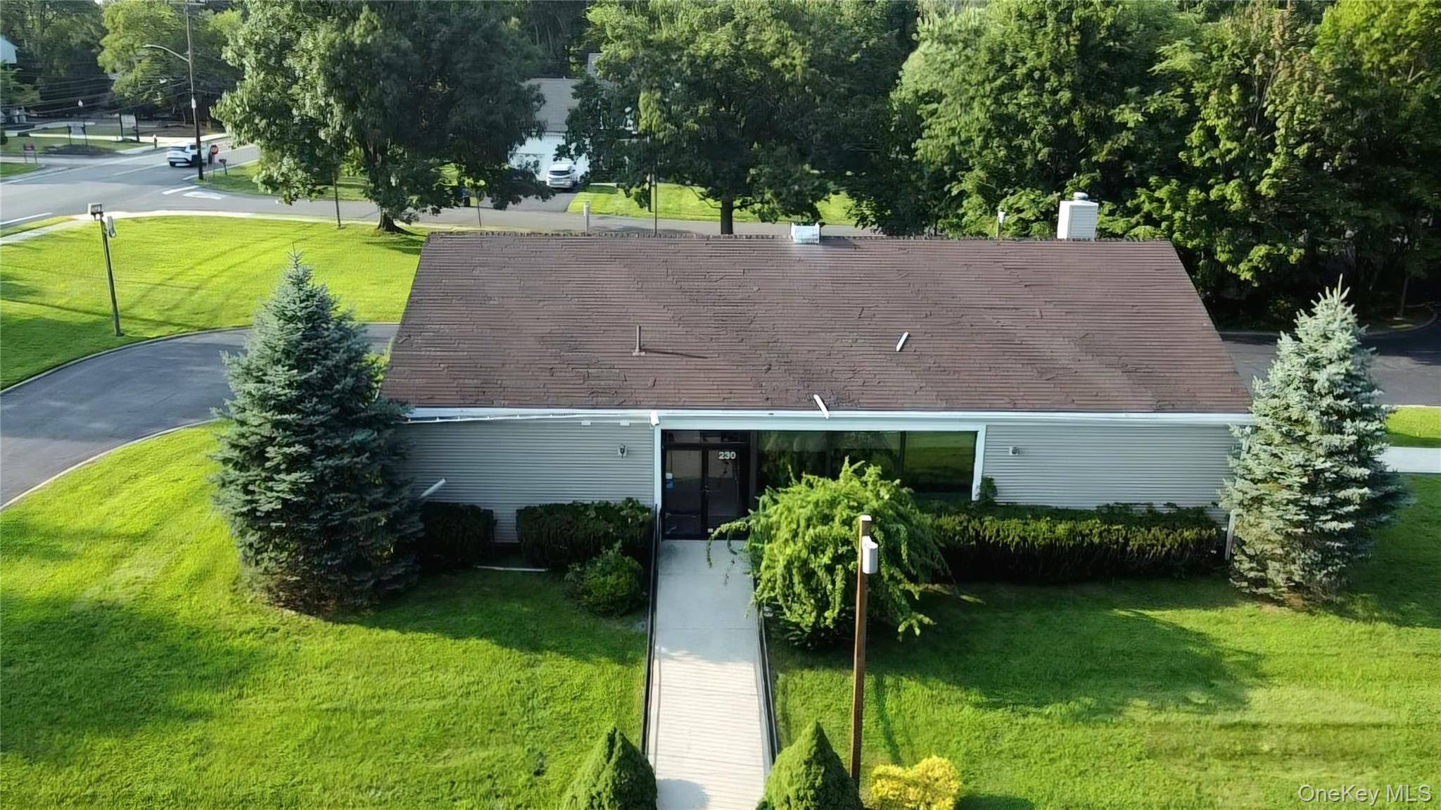 230 N Middletown RD, Pearl River, NY 10965