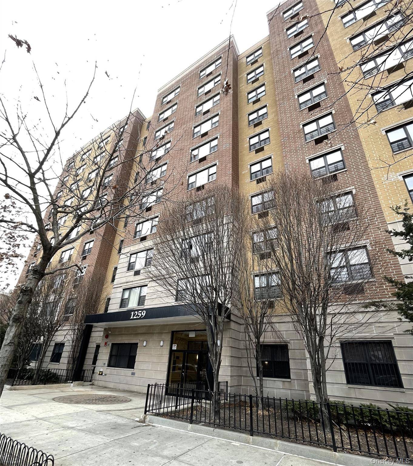 1259 Grant AVE #8A, Bronx, NY 10456