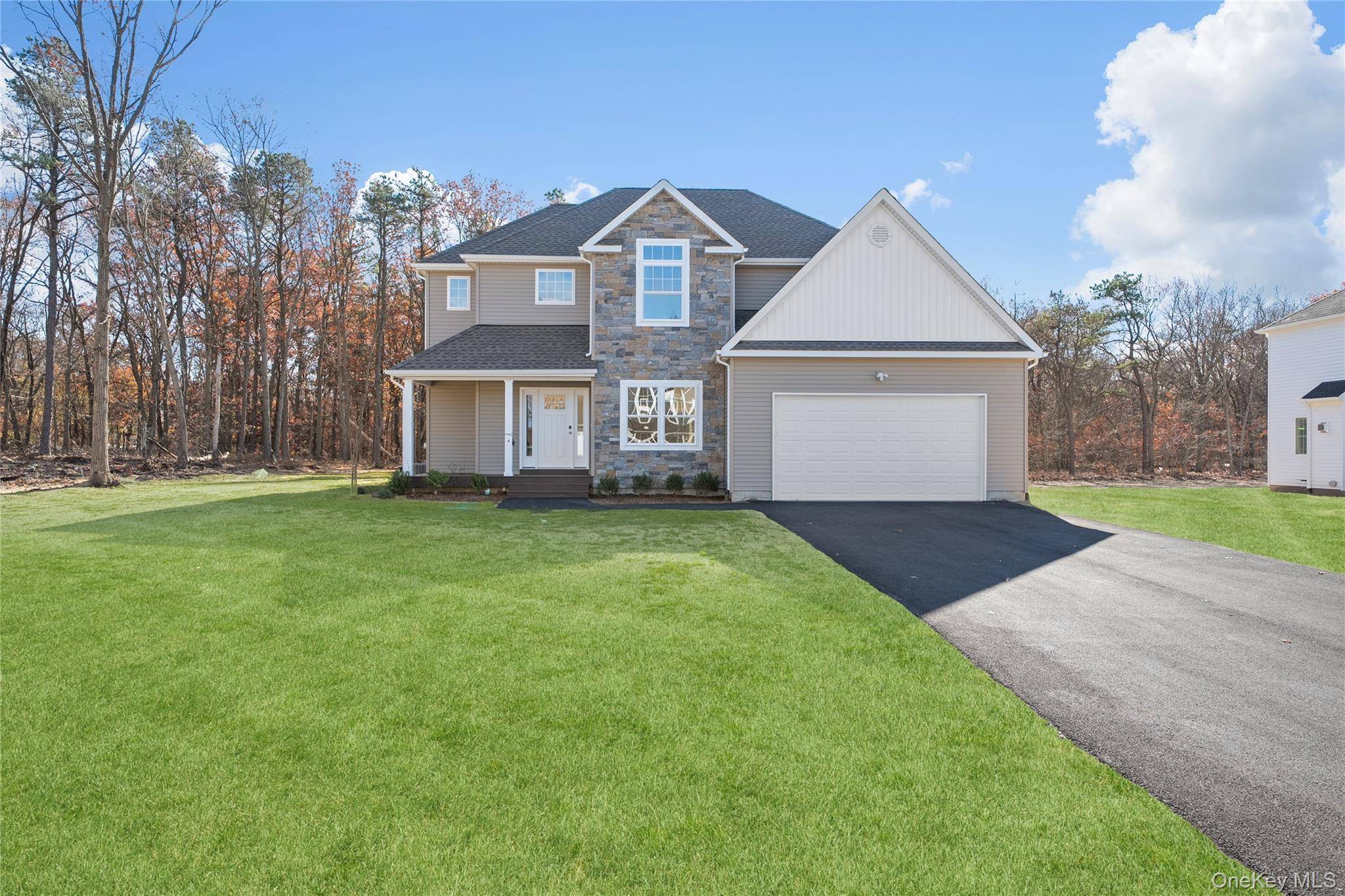 2 Fourth AVE, Centereach, NY 11720