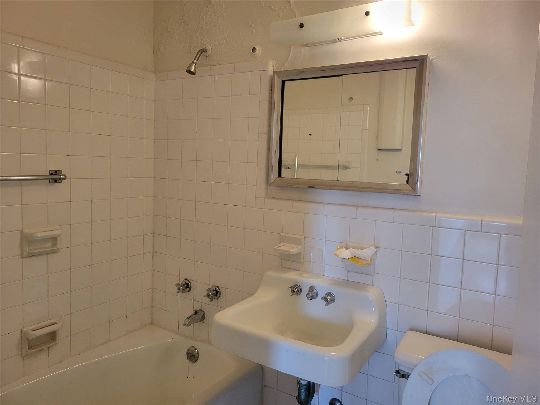 138-10 Franklin AVE #5H, Flushing, NY 11355
