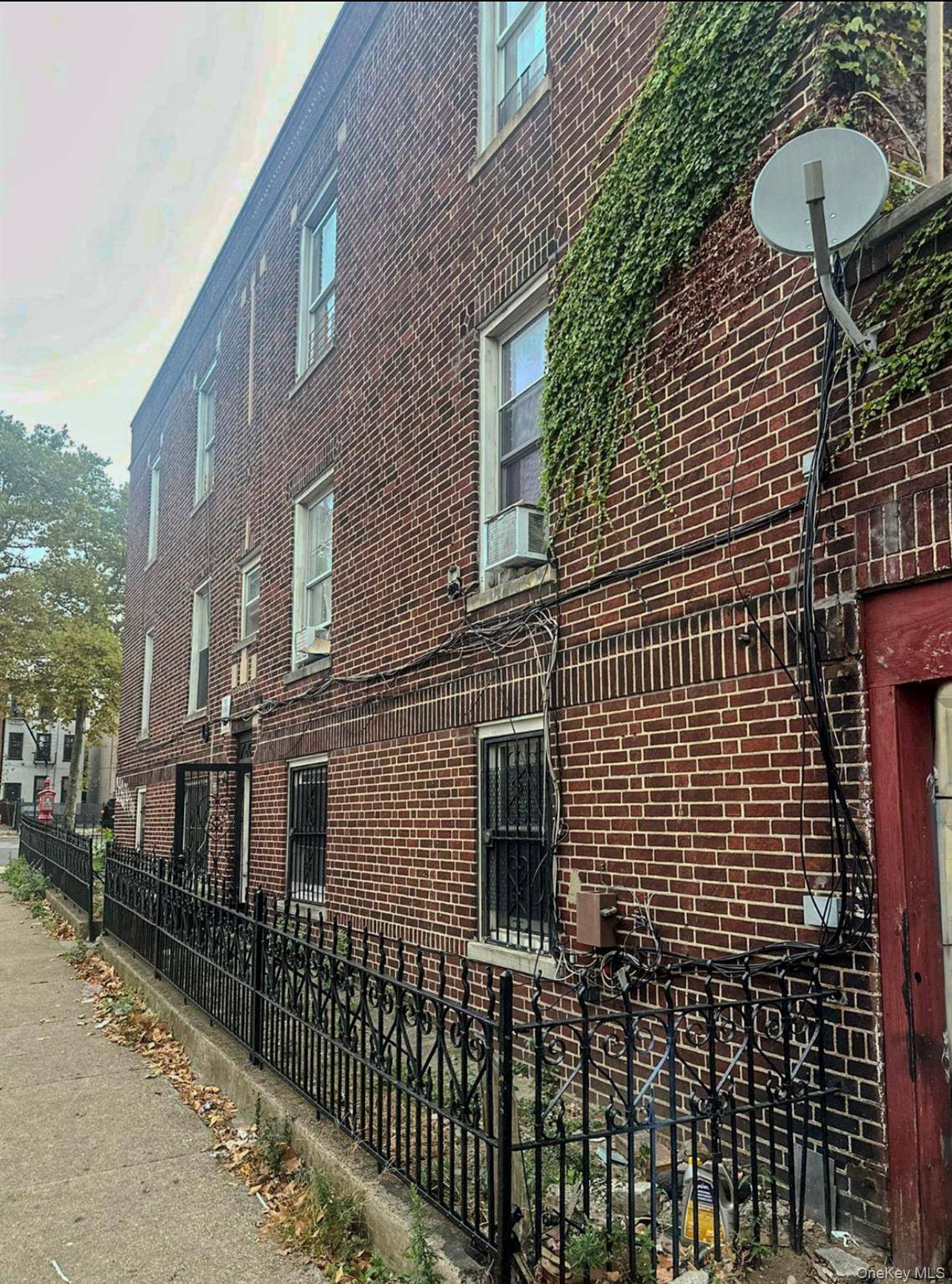 140 Somers ST, Brooklyn, NY 11233
