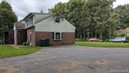 22 Old Mill RD, Poughkeepsie, NY 12603