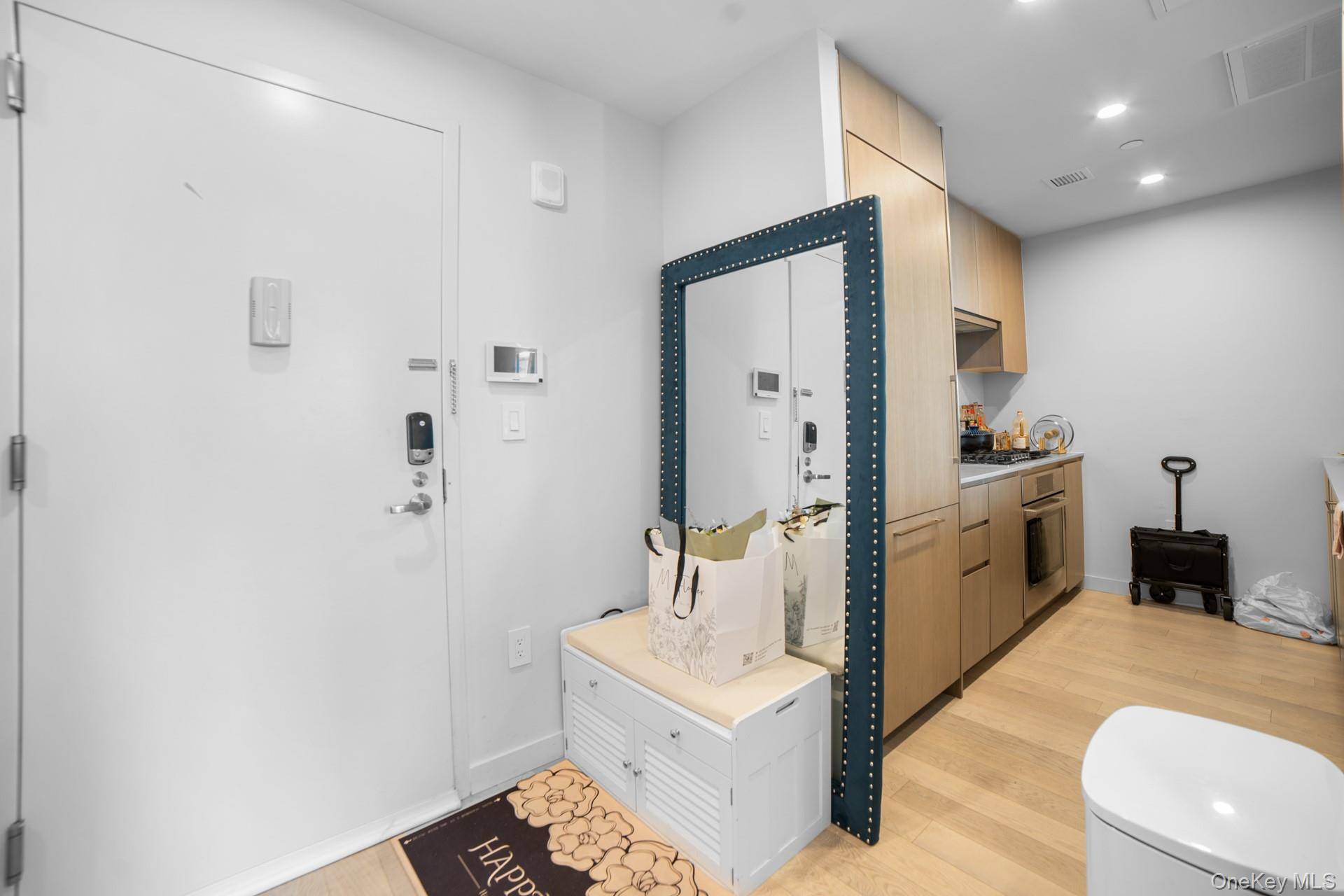 131-02A 40th RD #12G, Flushing, NY 11354