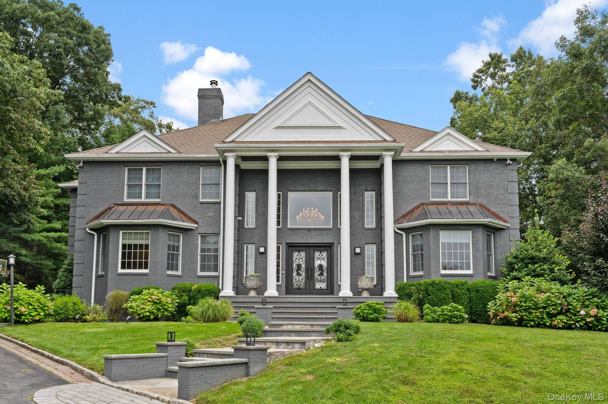 20 Stonewall CIR, West Harrison, NY 10604