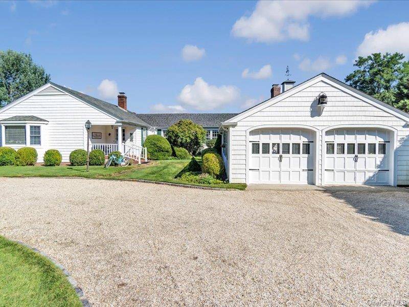 44 Griffing AVE, Westhampton Beach, NY 11978