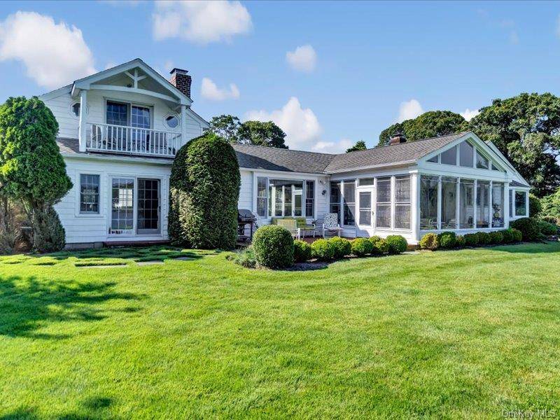 44 Griffing AVE, Westhampton Beach, NY 11978