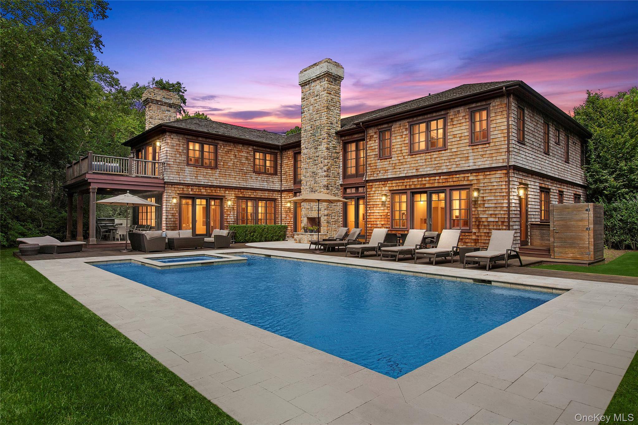 20 Devonshire LN, Amagansett, NY 11930