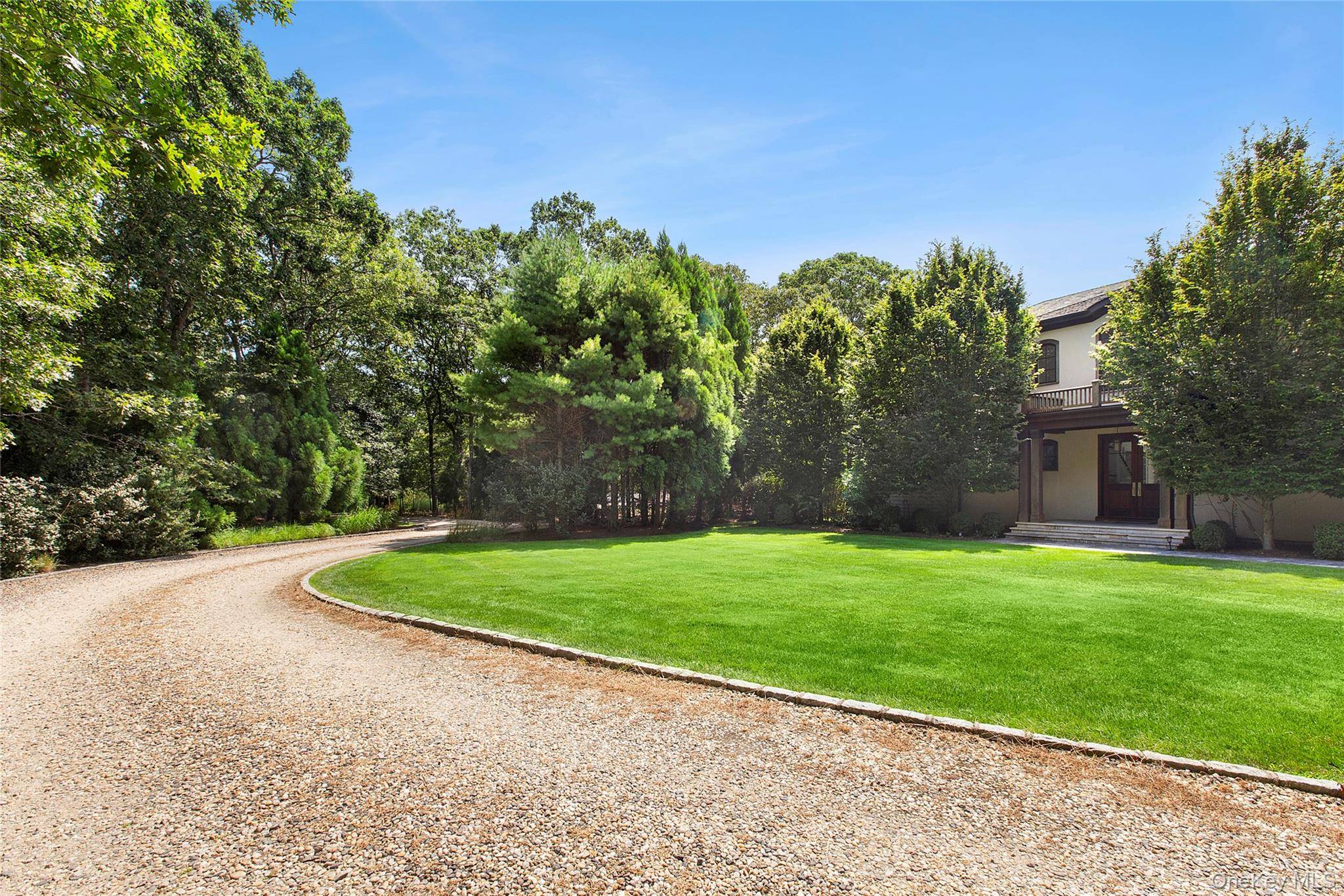 20 Devonshire LN, Amagansett, NY 11930