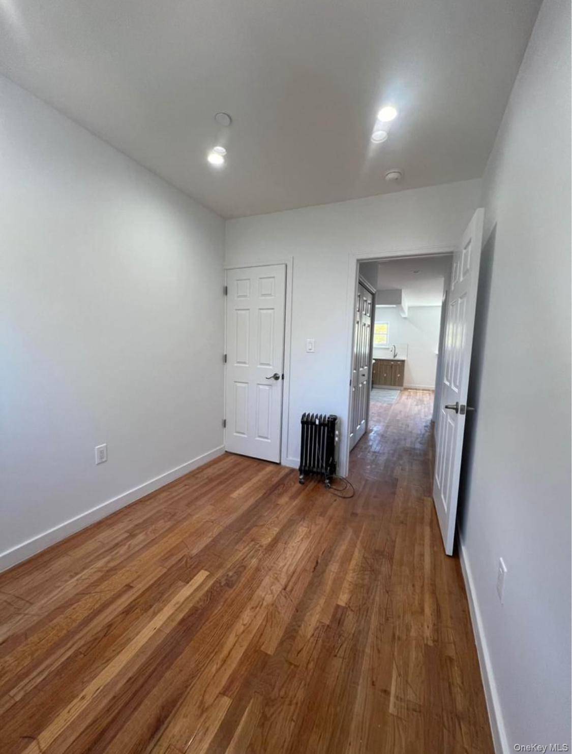 718 Rosedale AVE, Bronx, NY 10473