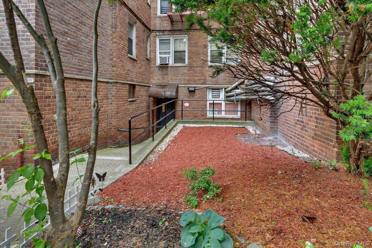 4265 Webster AVE #7C, Bronx, NY 10470