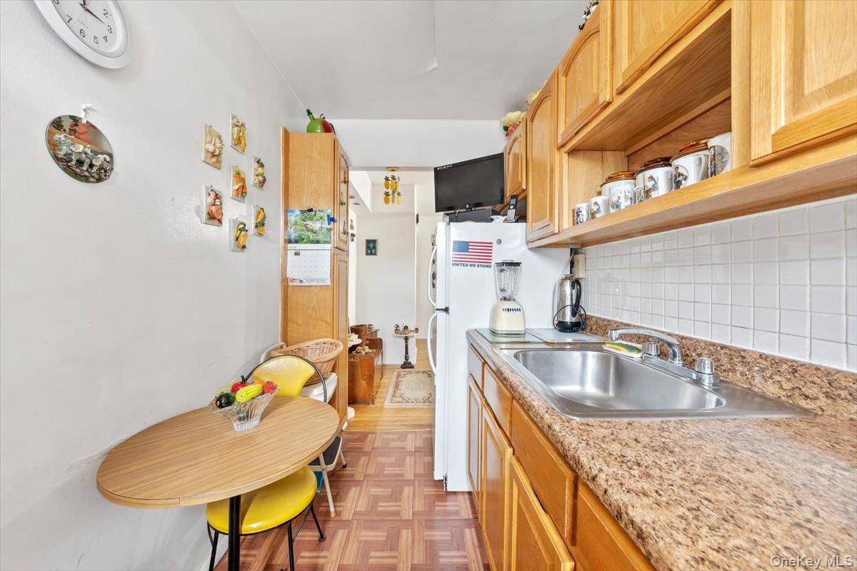 4265 Webster AVE #7C, Bronx, NY 10470