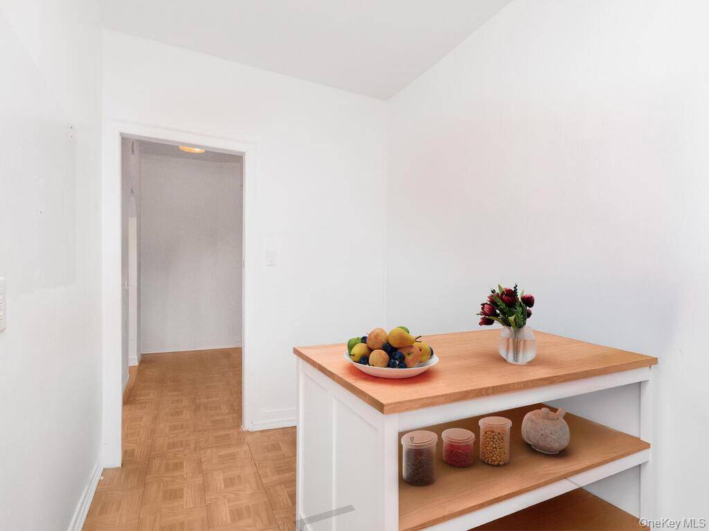 805 E 182nd ST #4E, Bronx, NY 10460