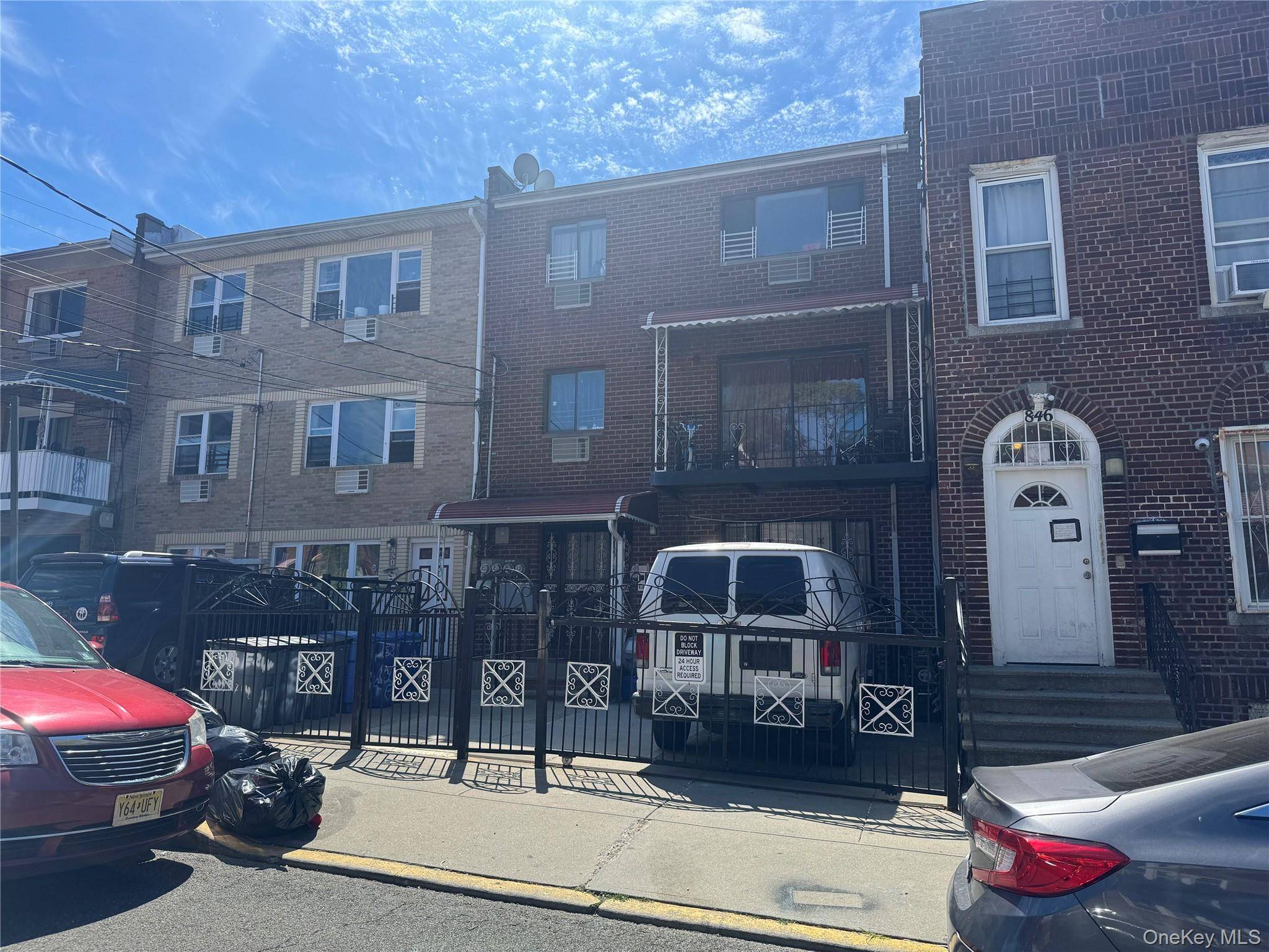 848 E 214th ST, Bronx, NY 10467