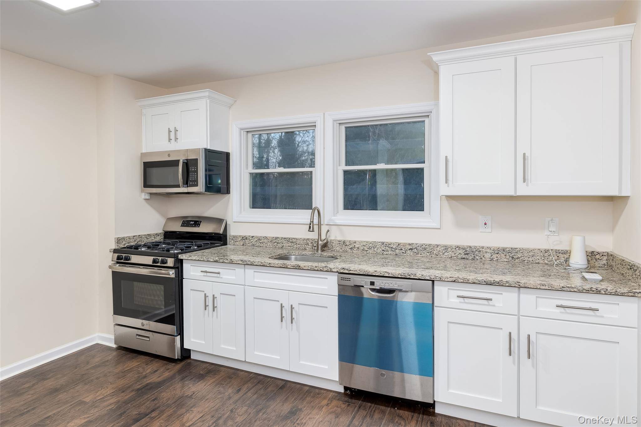 30170 Main RD, Cutchogue, NY 11935