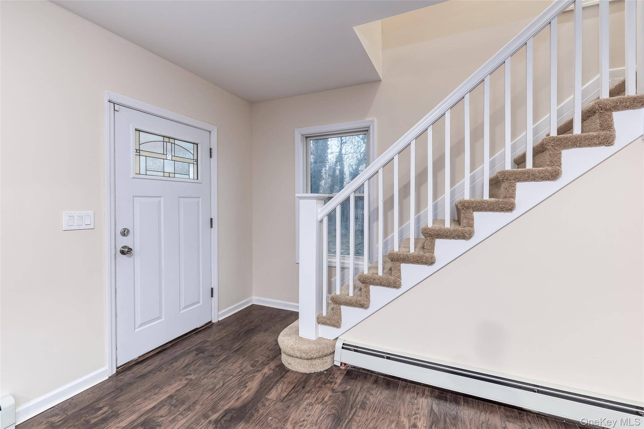 30170 Main RD, Cutchogue, NY 11935