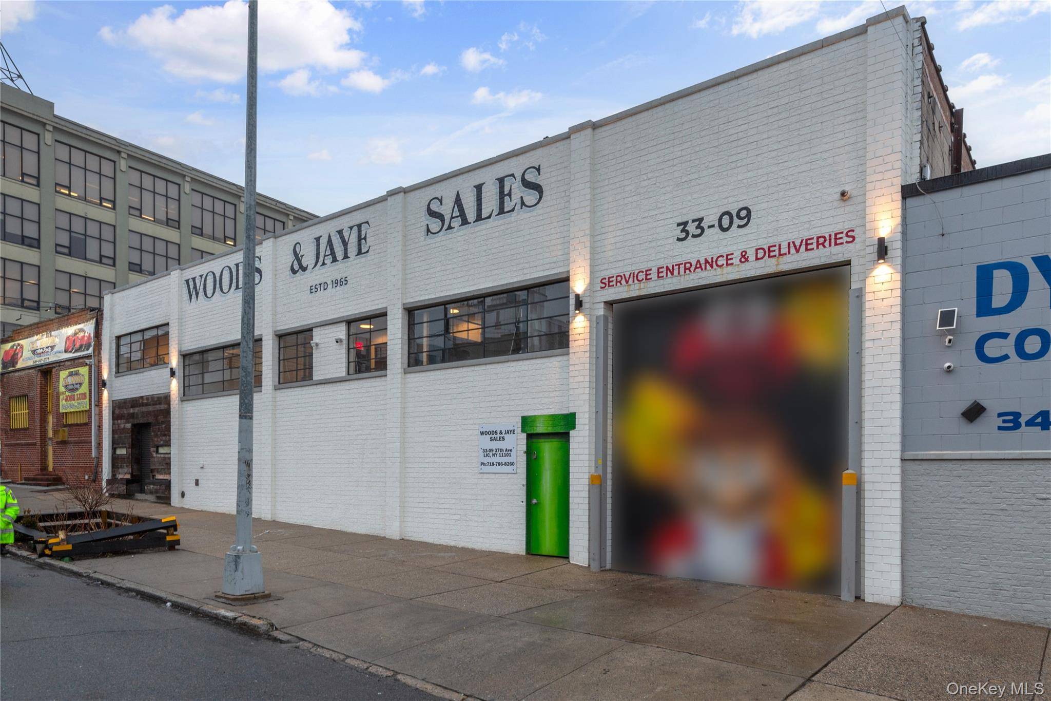 33-09 37th AVE, Long Island City, NY 11101