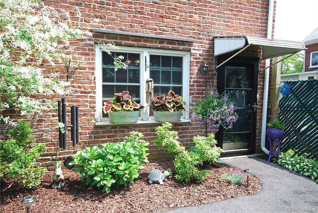 158 6th ST, Verplanck, NY 10596