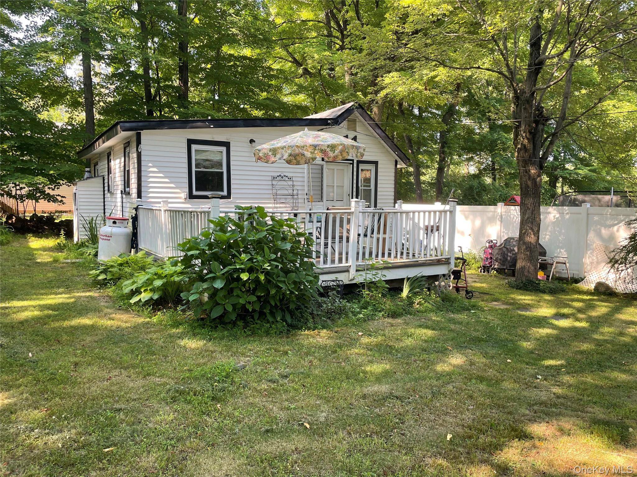 3155 Lexington AVE #14, Mohegan Lake, NY 10567
