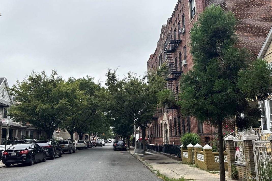 400 E 49th ST, Brooklyn, NY 11203