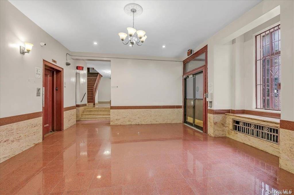 4333 48th ST #4E, Sunnyside, NY 11104