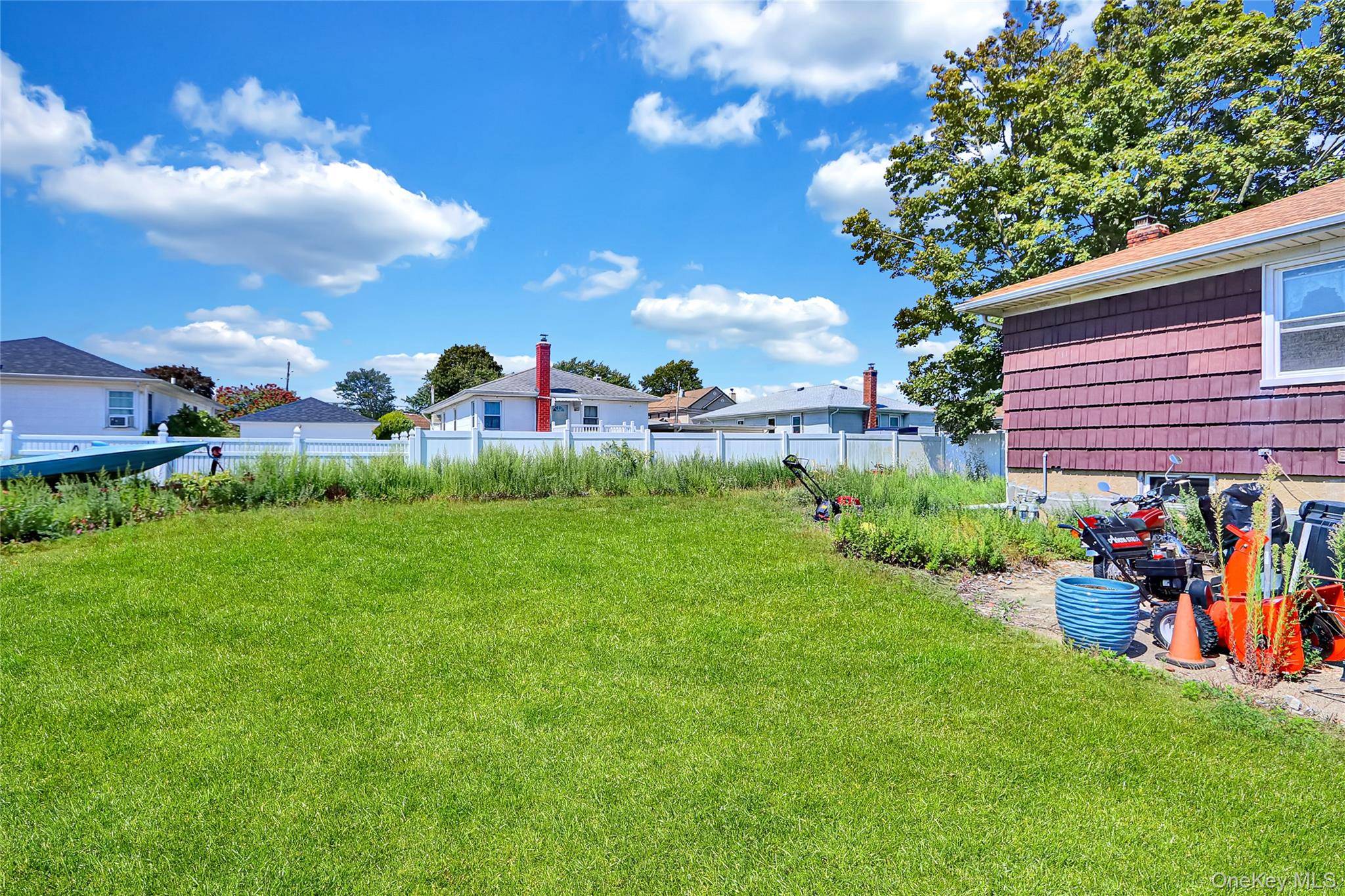 3354 Murdock AVE, Oceanside, NY 11572
