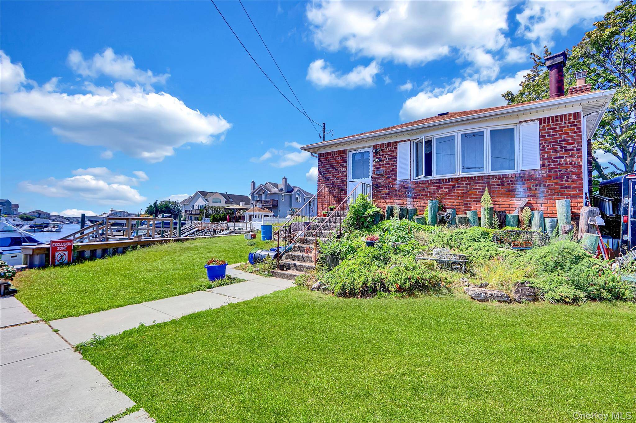 3354 Murdock AVE, Oceanside, NY 11572