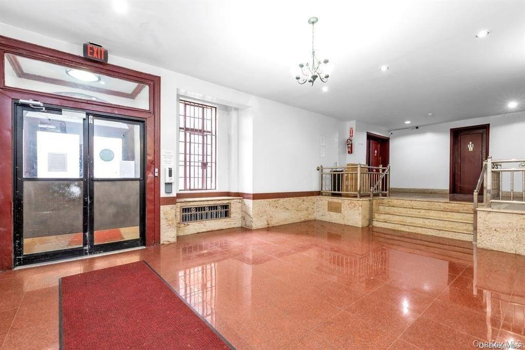 4333 48th ST #1B, Sunnyside, NY 11104