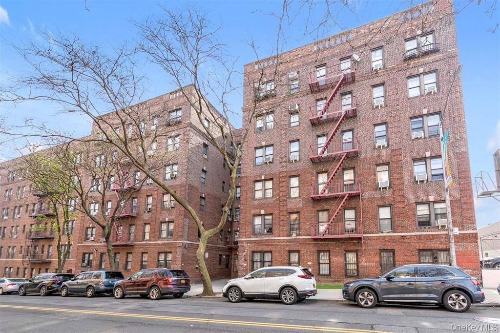 4333 48th ST #2B, Sunnyside, NY 11104
