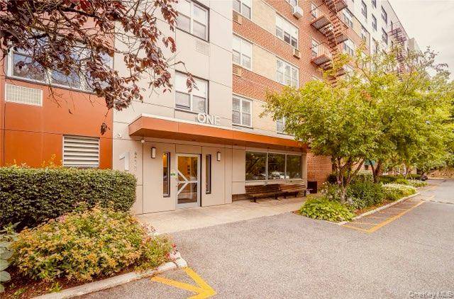 1 Balint DR #366, Yonkers, NY 10710
