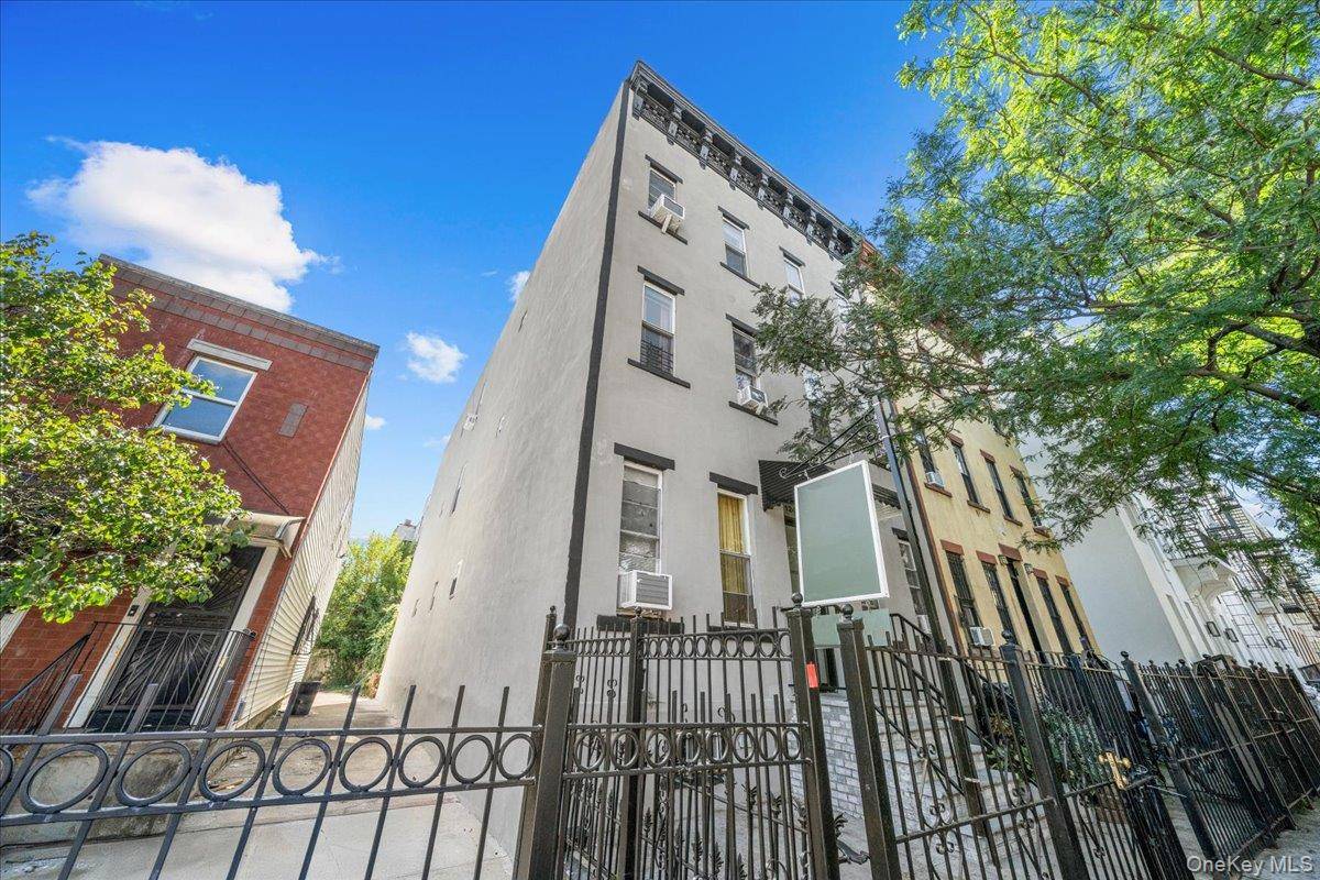 124 Grove ST, Brooklyn, NY 11221