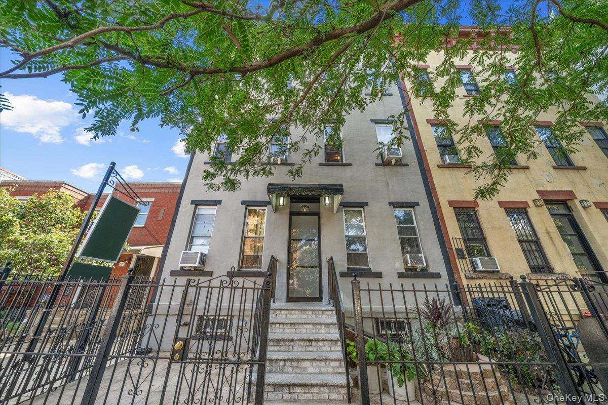 124 Grove ST, Brooklyn, NY 11221