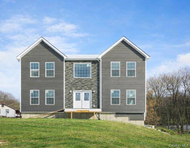 10 Vargas (AKA 70 Jessup Ln) CIR, Stony Point, NY 10980