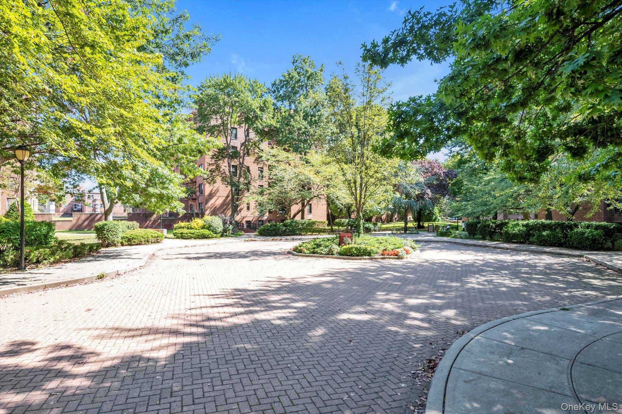 15030 71st AVE #2D, Flushing, NY 11367